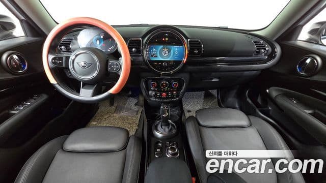 Mini Cooper Clubman 2023 — фото 6 из 20