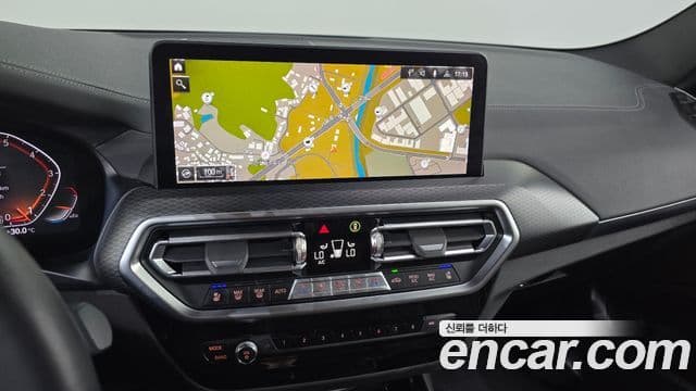 BMW X3 2022 — ფოტო 12/20