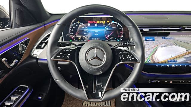 Mercedes-Benz E-Class 2024 — Şəkil 13/20