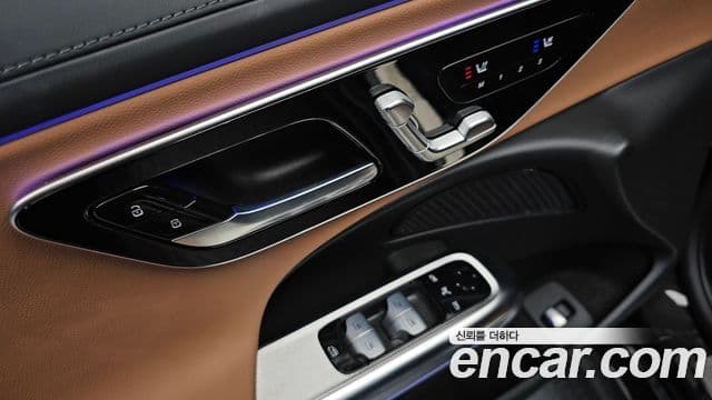 Mercedes-Benz E-Class 2024 — Şəkil 18/20