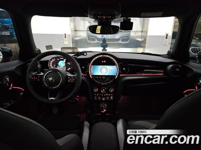 Mini Cooper S 2023 — Photo 14/17