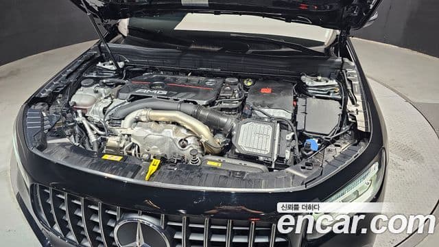Mercedes-Benz GLB-Class 2025 — фото 6 из 20