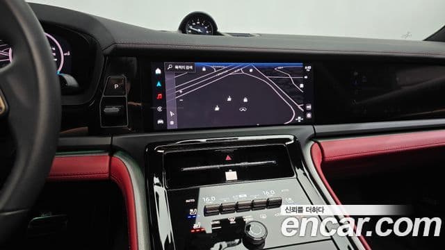 Porsche Panamera 2025 — Şəkil 12/20