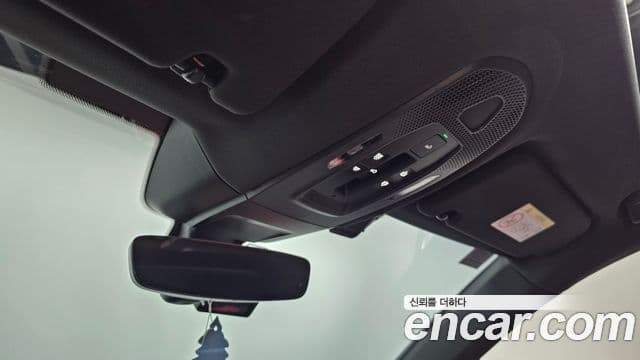 Porsche Panamera 2025 — Şəkil 19/20