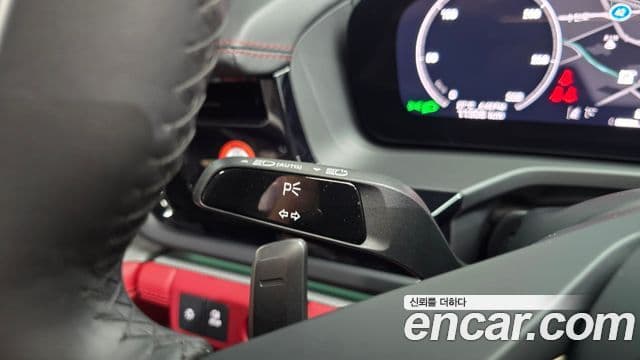Porsche Panamera 2025 — Photo 19/39
