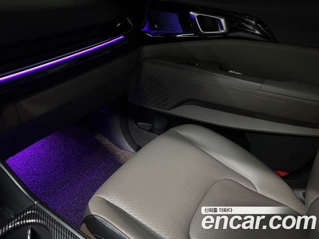 Kia Carnival 2025 — Photo 5/20