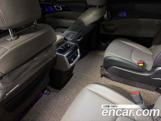 Kia Carnival 2025 — ფოტო 19/20