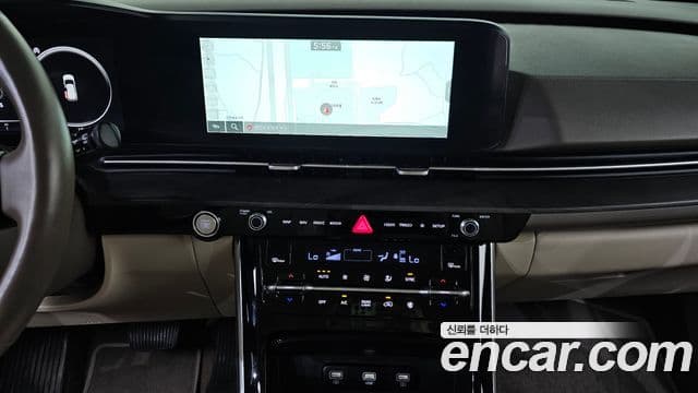 Kia Carnival 2022 — Şəkil 13/20