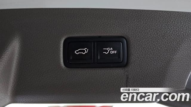 Kia Carnival 2022 — Şəkil 17/20