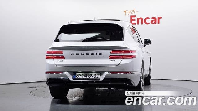 Genesis GV80 2020 — ფოტო 3/20
