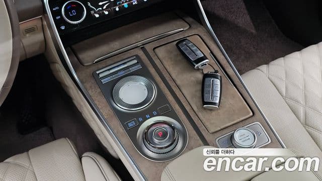 Genesis GV80 2020 — ფოტო 7/20