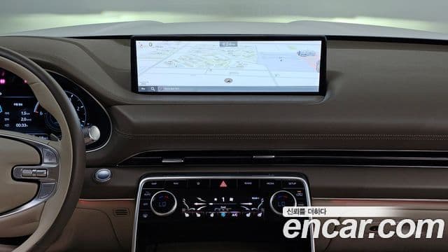 Genesis GV80 2020 — ფოტო 14/20
