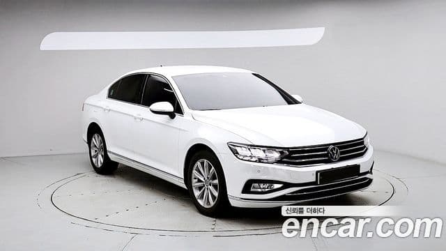 Volkswagen Passat GT 2021 — ფოტო 1/20