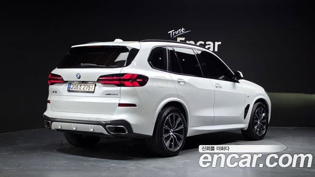BMW X5 2024 — Photo 18/31