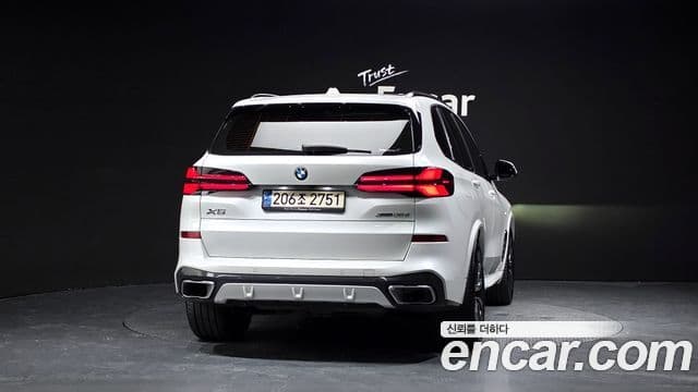 BMW X5 2024 — Photo 10/31