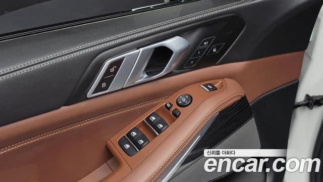 BMW X5 2024 — Photo 14/31