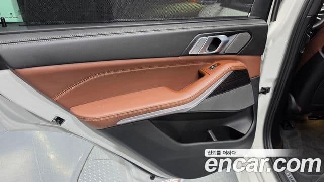 BMW X5 2024 — Photo 22/31