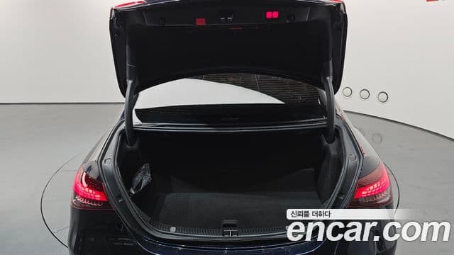 Mercedes-Benz E-Class 2022 — Şəkil 19/20