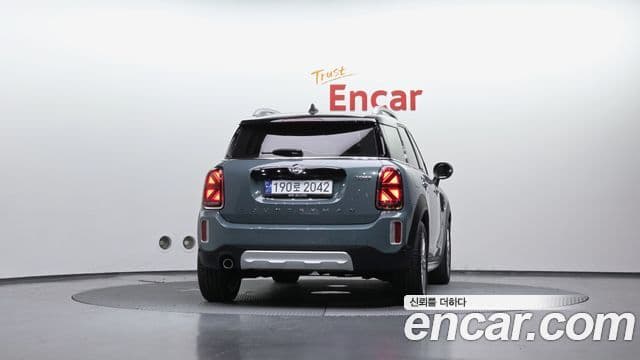 Mini Cooper Countryman 2023 — ფოტო 15/20
