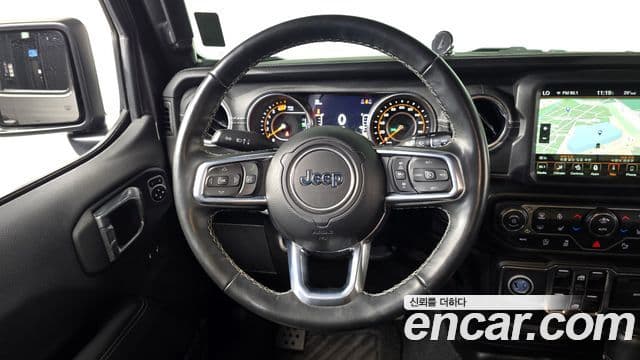 Jeep Wrangler 2022 — фото 14 из 20