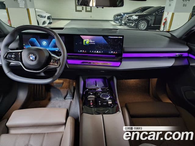 BMW 5 Series 2025 — ფოტო 5/20