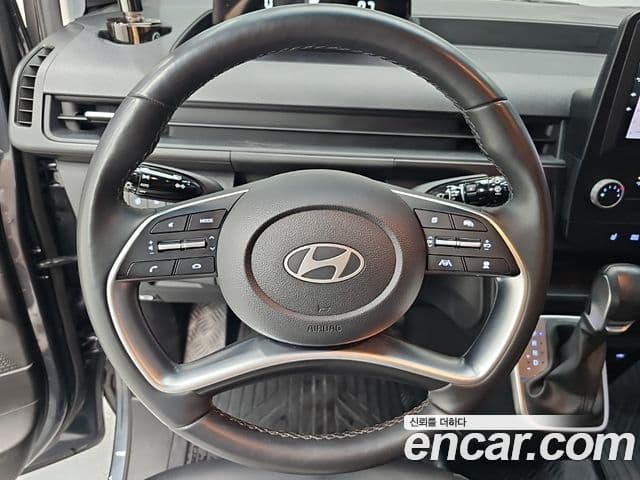 Hyundai Staria 2024 — ფოტო 7/18