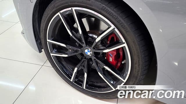 BMW 3 Series 2025 — ფოტო 20/20