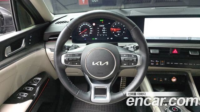 Kia K5 2024 — Şəkil 13/20