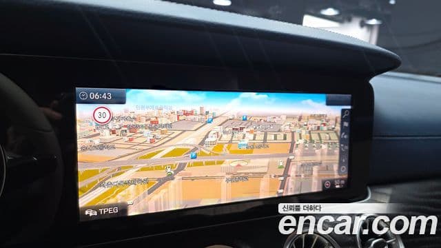 Mercedes-Benz E-Class 2018 — Şəkil 15/20