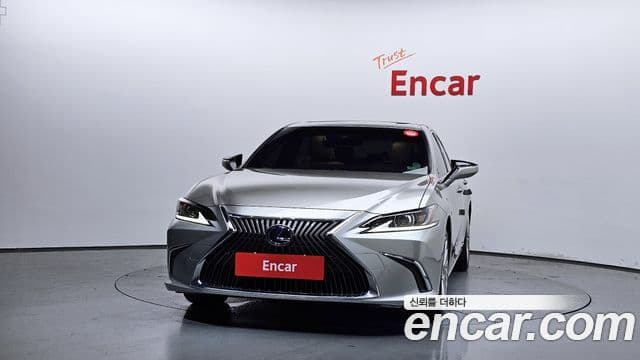 Lexus ES300h 2019 — Şəkil 3/20