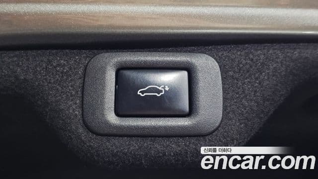 Lexus ES300h 2019 — Şəkil 16/20