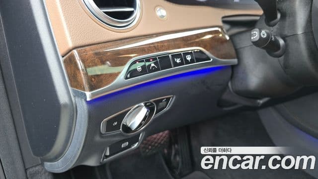 Mercedes-Benz S-Class 2019 — Şəkil 17/20
