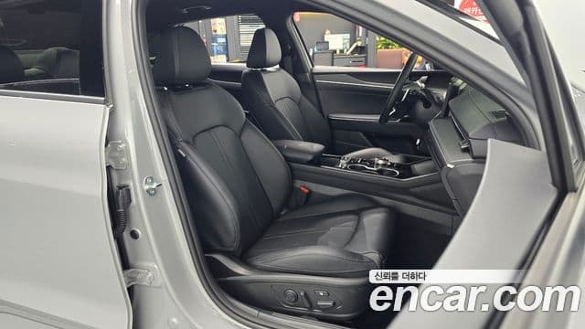 Kia K5 2025 — ფოტო 10/20