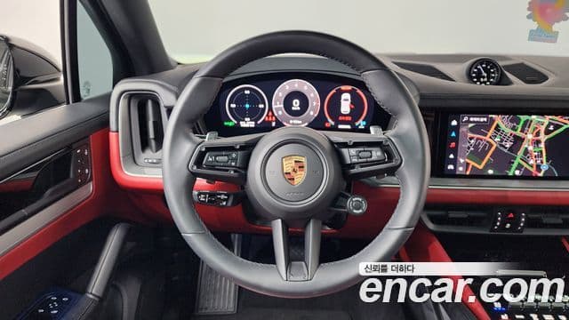 Porsche Cayenne 2024 — ფოტო 13/20