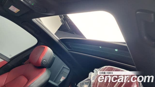 Porsche Cayenne 2024 — ფოტო 18/20