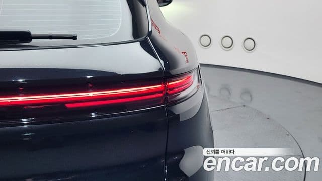 Porsche Cayenne 2024 — Photo 26/40