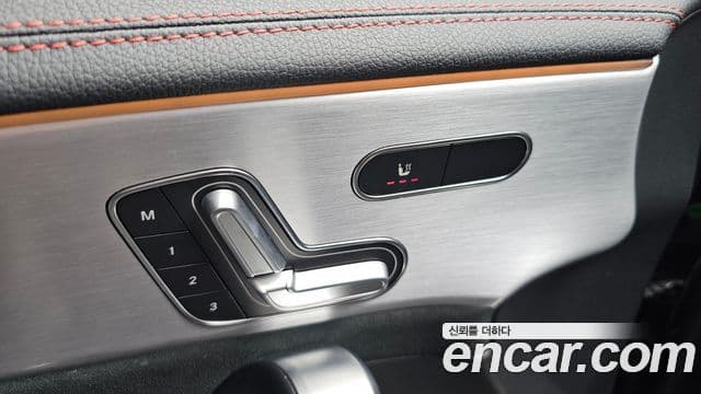 Mercedes-Benz CLA-Class 2021 — ფოტო 14/20