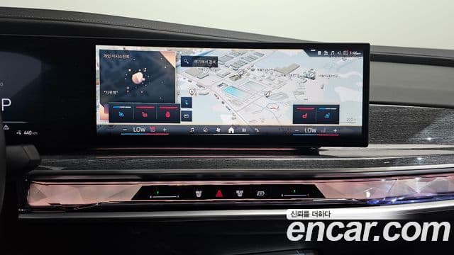 BMW i7 2024 — ფოტო 35/36