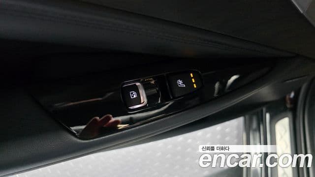 Kia K8 2022 — ფოტო 17/20