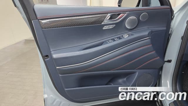 Genesis GV80 Coupe 2024 — Photo 15/35