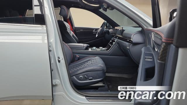 Genesis GV80 Coupe 2024 — Photo 13/35