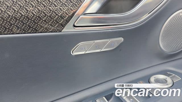 Genesis GV80 Coupe 2024 — Photo 31/35