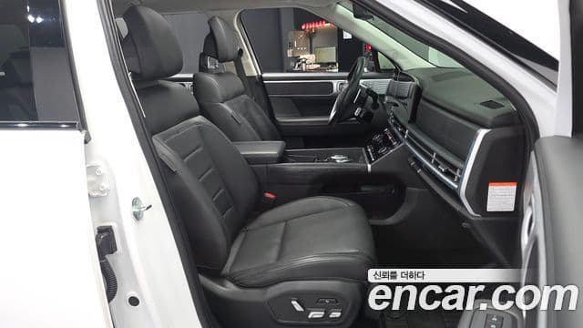 Hyundai Santa Fe 2023 — Фото 11/20