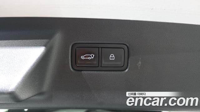 Hyundai Santa Fe 2023 — ფოტო 4/35