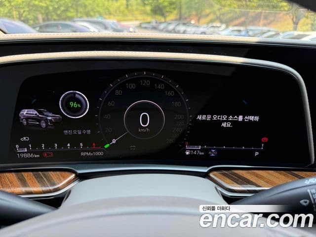 Cadillac Escalade 2024 — фото 7 из 20
