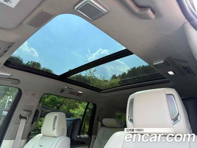 Cadillac Escalade 2024 — фото 12 из 20