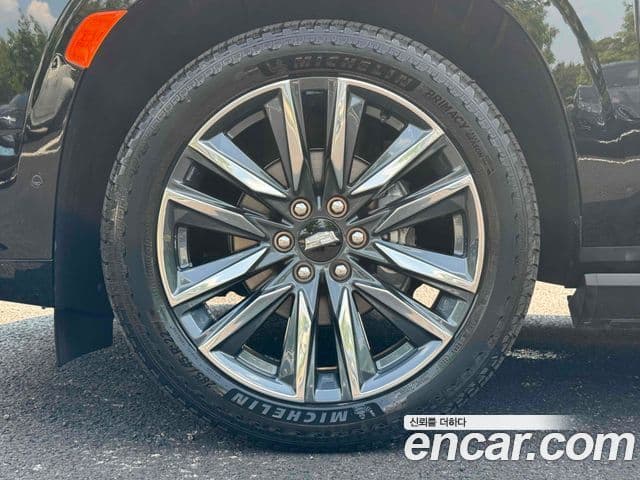 Cadillac Escalade 2024 — фото 16 из 20