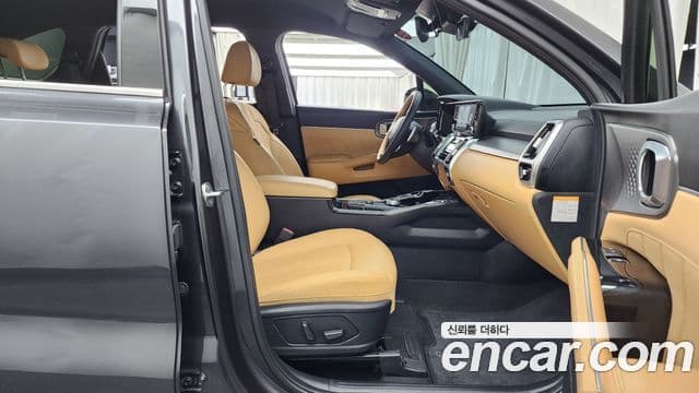 Kia Sorento 2022 — Фото 11/20