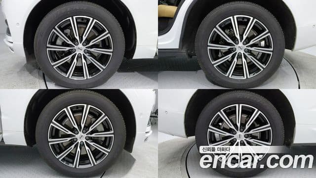 Volvo XC60 2019 — Photo 3/20