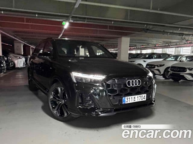Audi Q7 2026 — Фото 1/6
